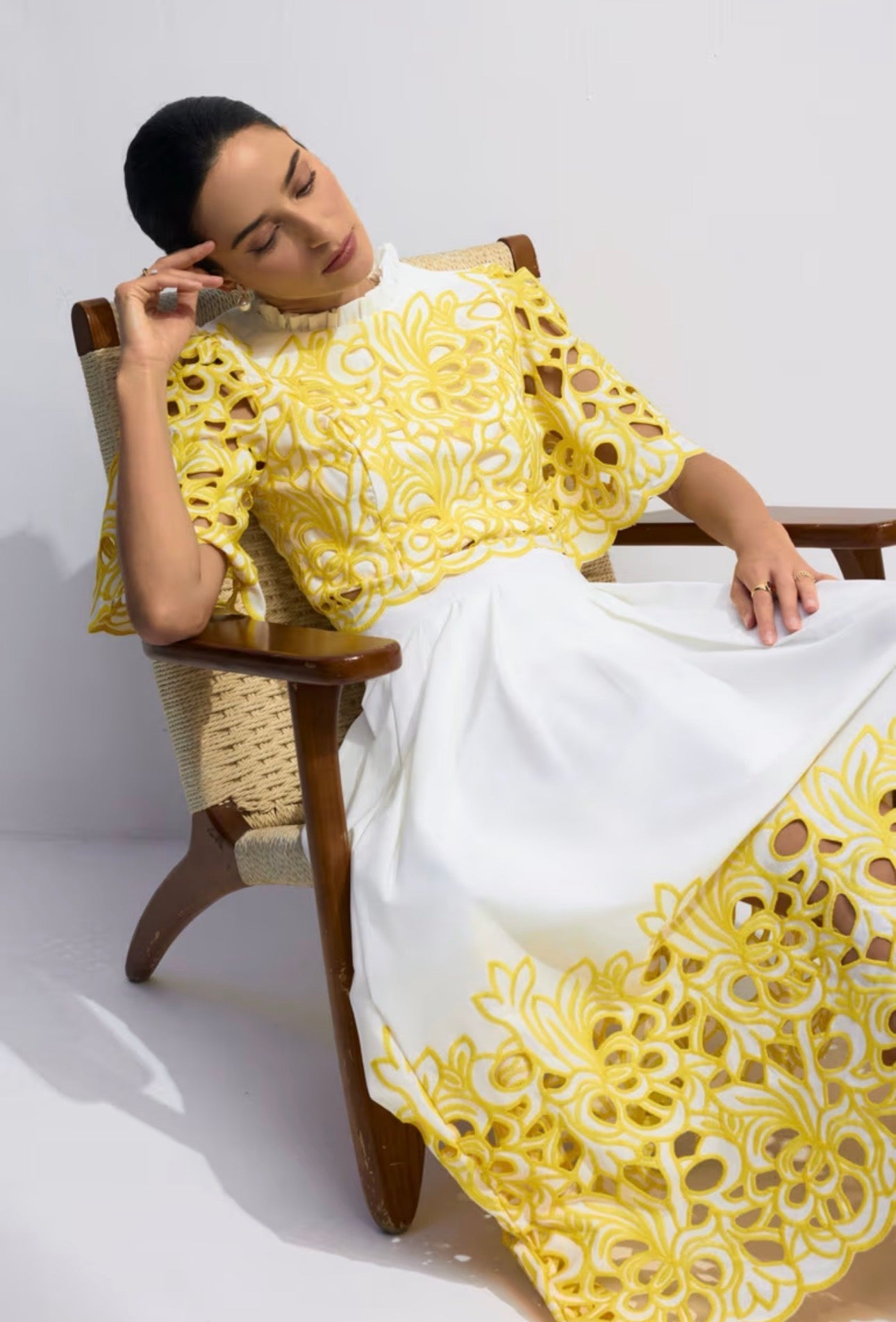 Saira set